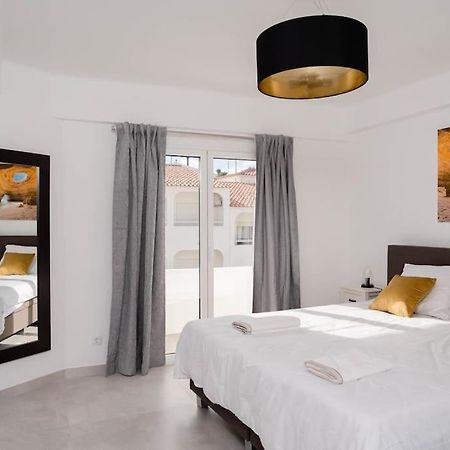 Carvoeiro Roof Top Apartment, Next To The Beach! Exterior photo